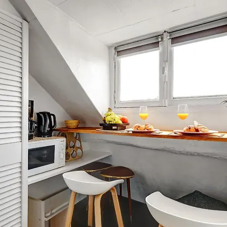 Bnbnova - Palais Royal & Montorgueil Studio- Family Only