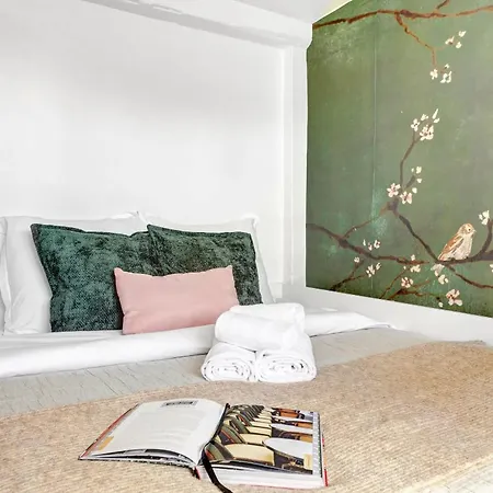 Bnbnova - Palais Royal & Montorgueil Studio- Family Only Apartment Paris