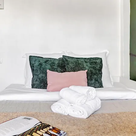 Apartment Bnbnova - Palais Royal & Montorgueil Studio- Family Only