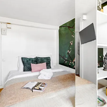 Bnbnova - Palais Royal & Montorgueil Studio- Family Only *
