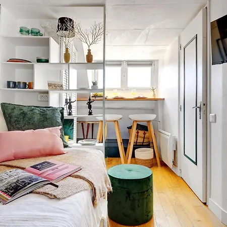 Apartment Bnbnova - Palais Royal & Montorgueil Studio- Family Only Paris