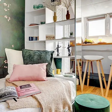 Apartment Bnbnova - Palais Royal & Montorgueil Studio- Family Only