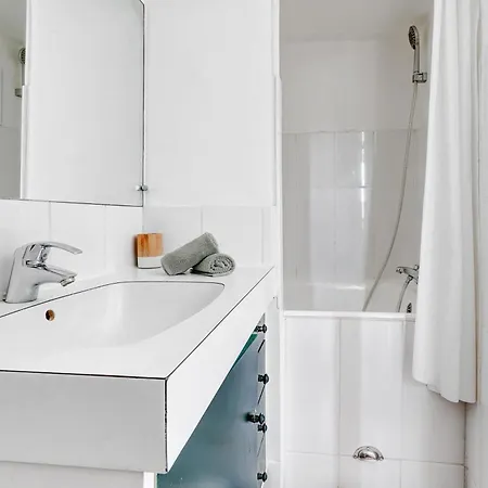 Bnbnova - Palais Royal & Montorgueil Studio- Family Only Paris